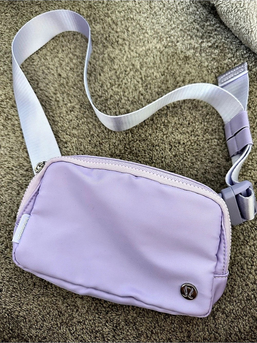 lululemon Everywhere Belt Bag 1L Crossbody Bag in Purple